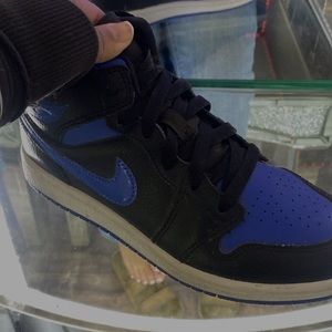 Jordan 1 Retro Black Royal Blue